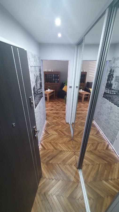 Apartament Park Saski ساندومييش المظهر الخارجي الصورة