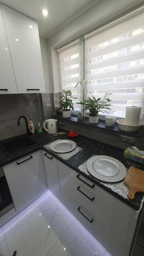 Apartament Park Saski ساندومييش المظهر الخارجي الصورة