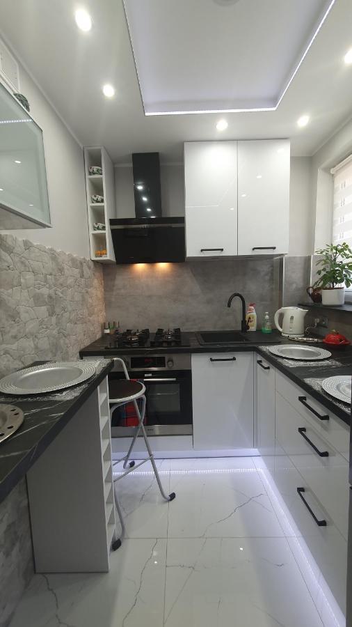 Apartament Park Saski ساندومييش المظهر الخارجي الصورة